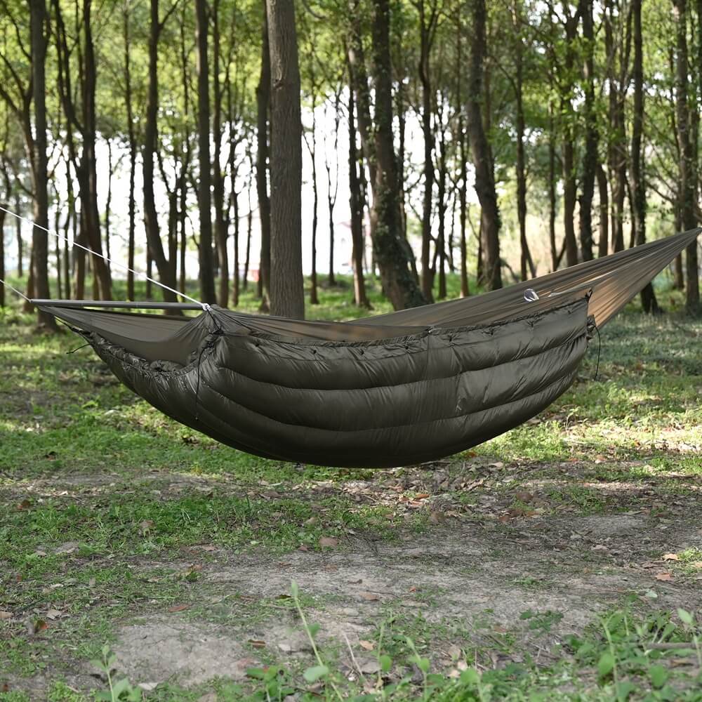 flat-lay camping hammock | Onewind Outdoor